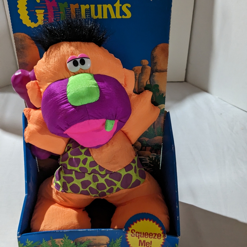 Fisher Price Puffalumps Grrrrunts Caveman 18"  orange with bone VTG 1991 works